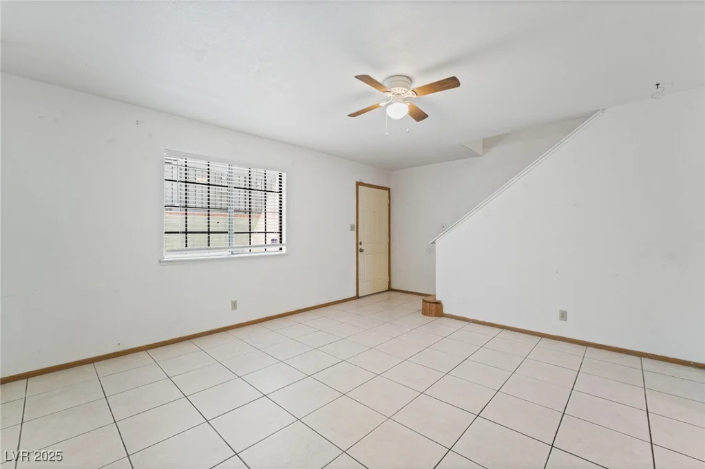 7084 Burcot, Las Vegas, NV 89156