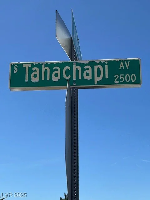 2561 Tahachapi, Pahrump, NV 89048