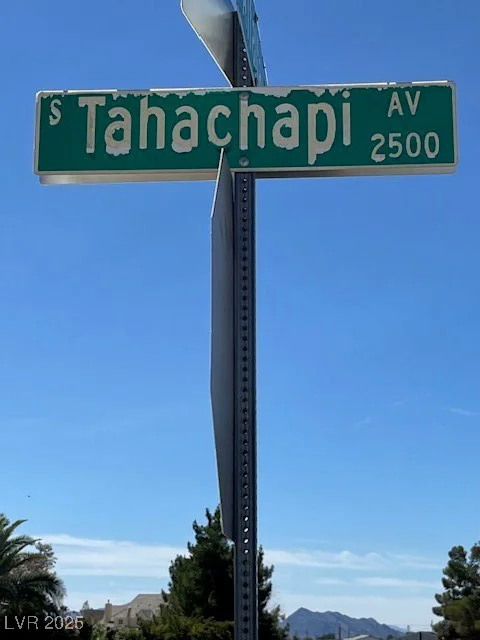 2561 Tahachapi, Pahrump, NV 89048