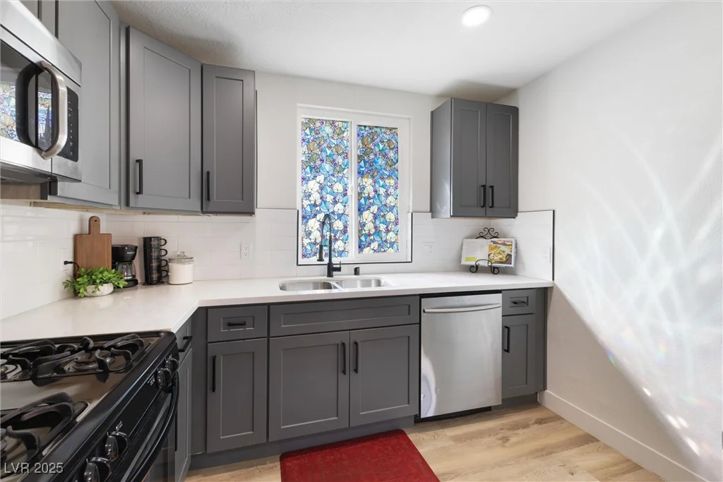 2724 Spear, North Las Vegas, NV 89030