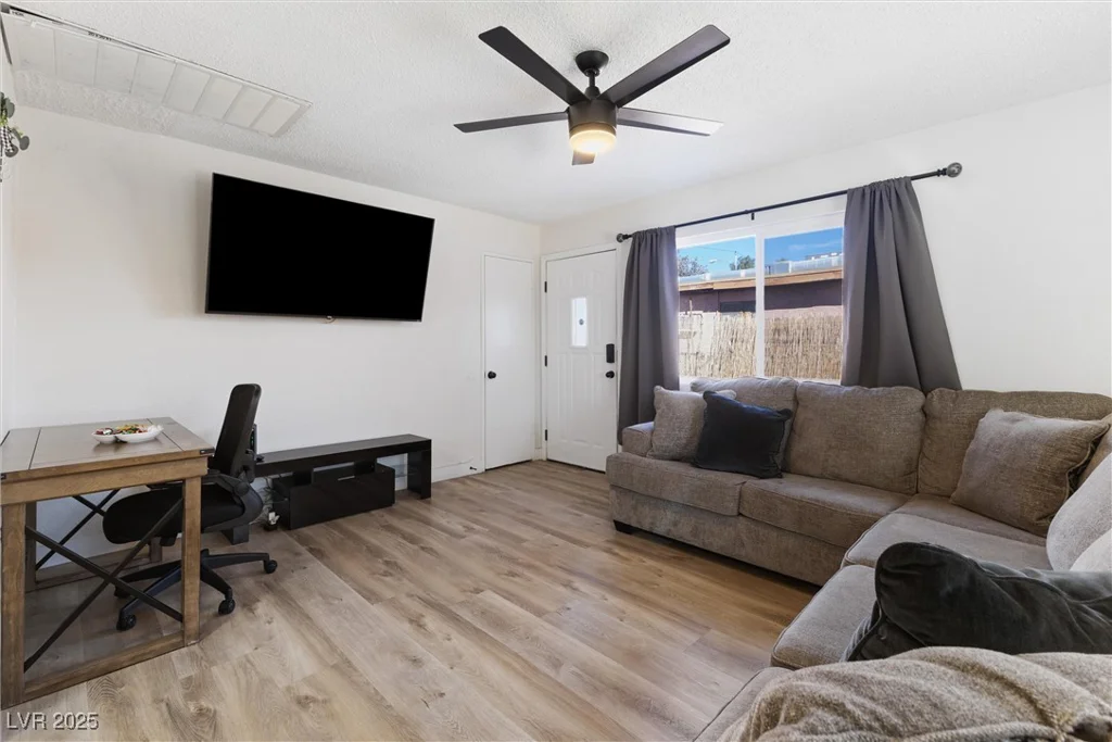 2724 Spear, North Las Vegas, NV 89030