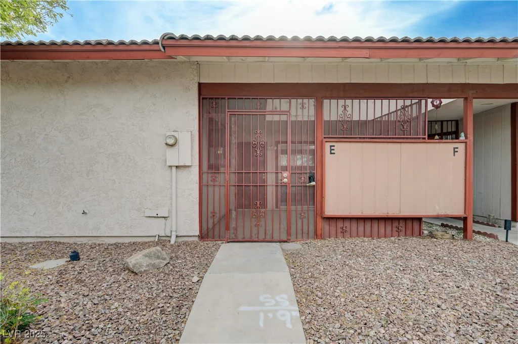 441 Lamb, Las Vegas, NV 89110