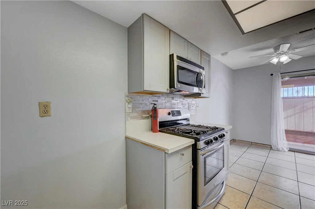 441 Lamb, Las Vegas, NV 89110