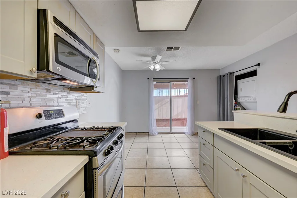 441 Lamb, Las Vegas, NV 89110
