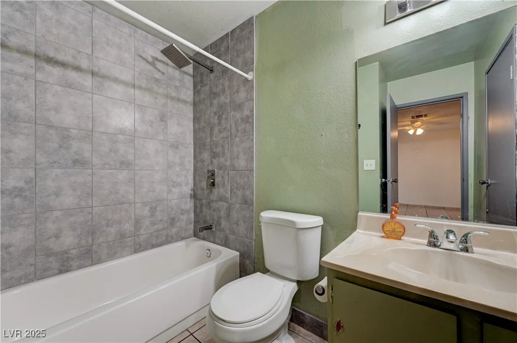 441 Lamb, Las Vegas, NV 89110