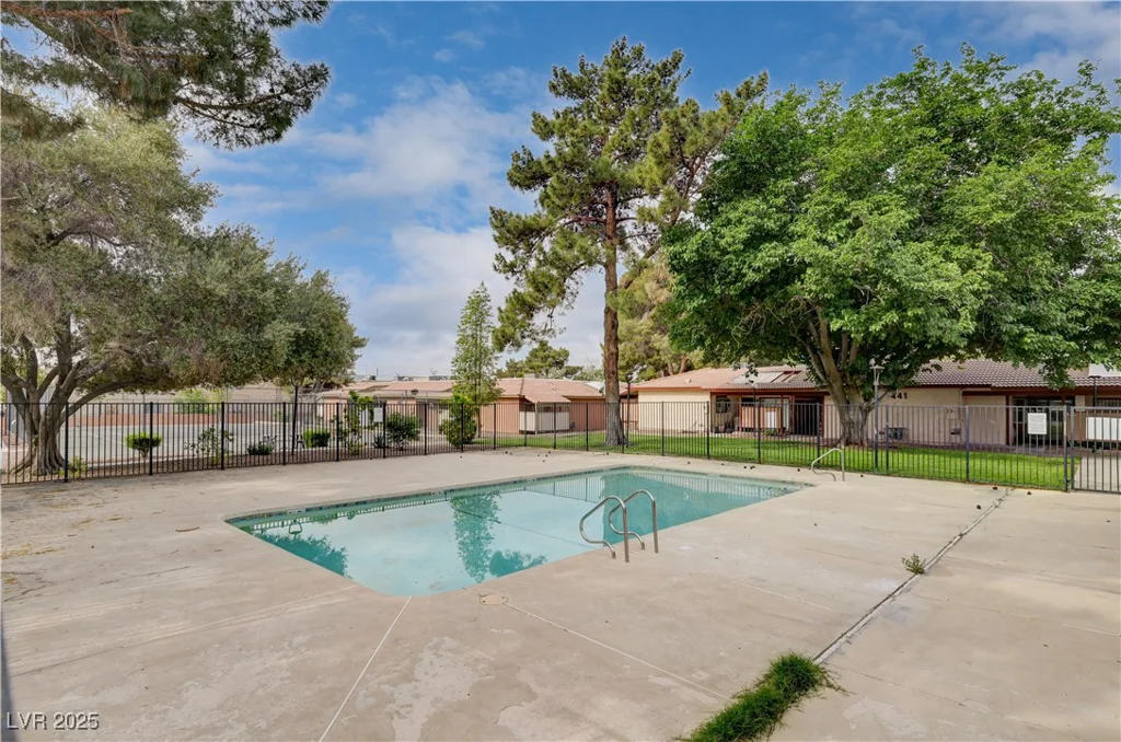 441 Lamb, Las Vegas, NV 89110