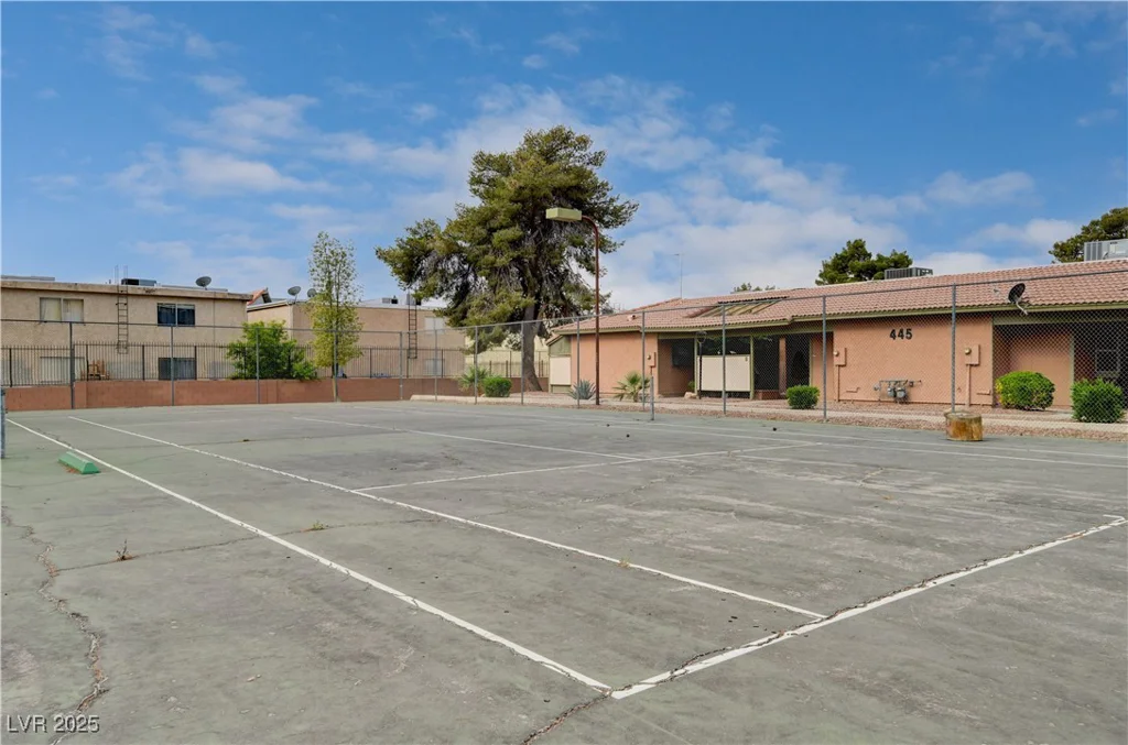 441 Lamb, Las Vegas, NV 89110