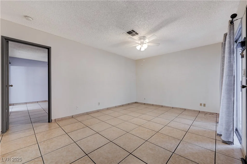 441 Lamb, Las Vegas, NV 89110