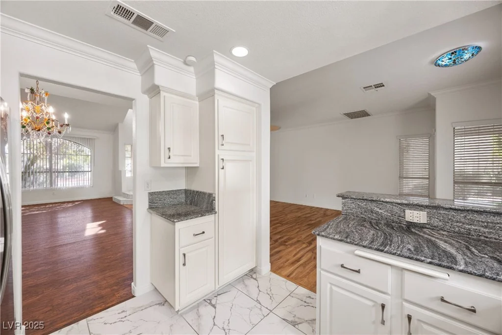 5148 Forest Oaks, Las Vegas, NV 89149