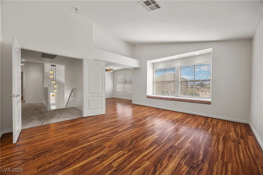 5148 Forest Oaks, Las Vegas, NV 89149
