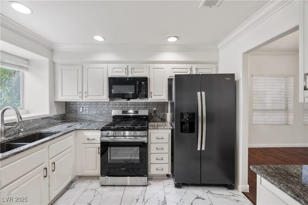 5148 Forest Oaks, Las Vegas, NV 89149