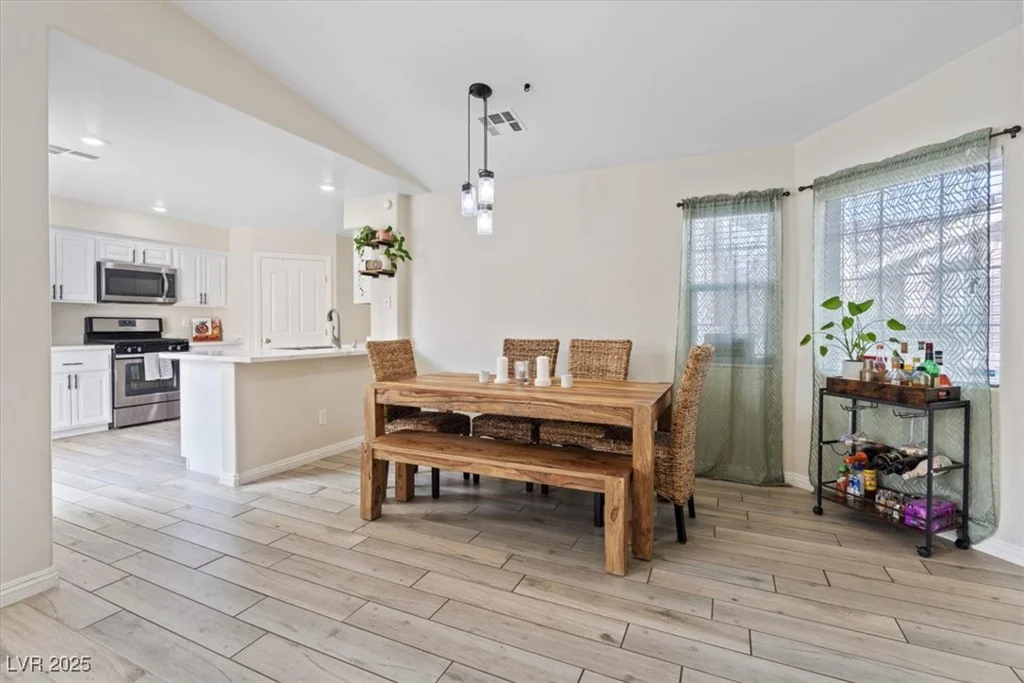 9284 Lopseed, Las Vegas, NV 89149