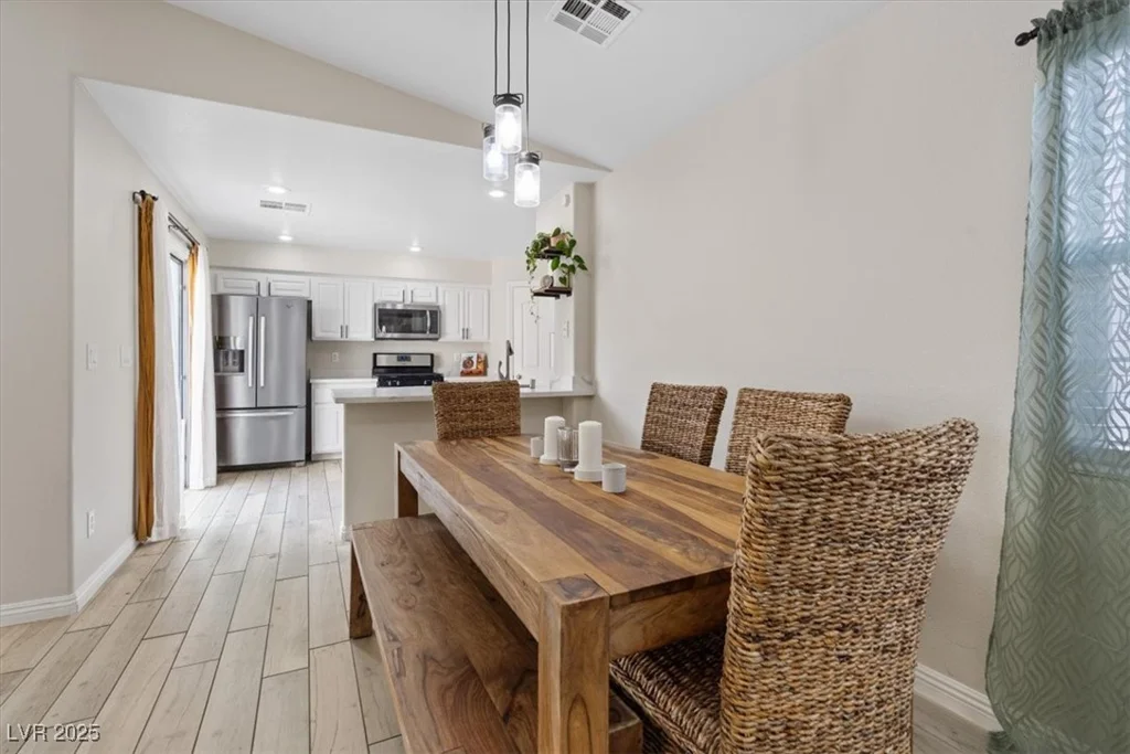 9284 Lopseed, Las Vegas, NV 89149