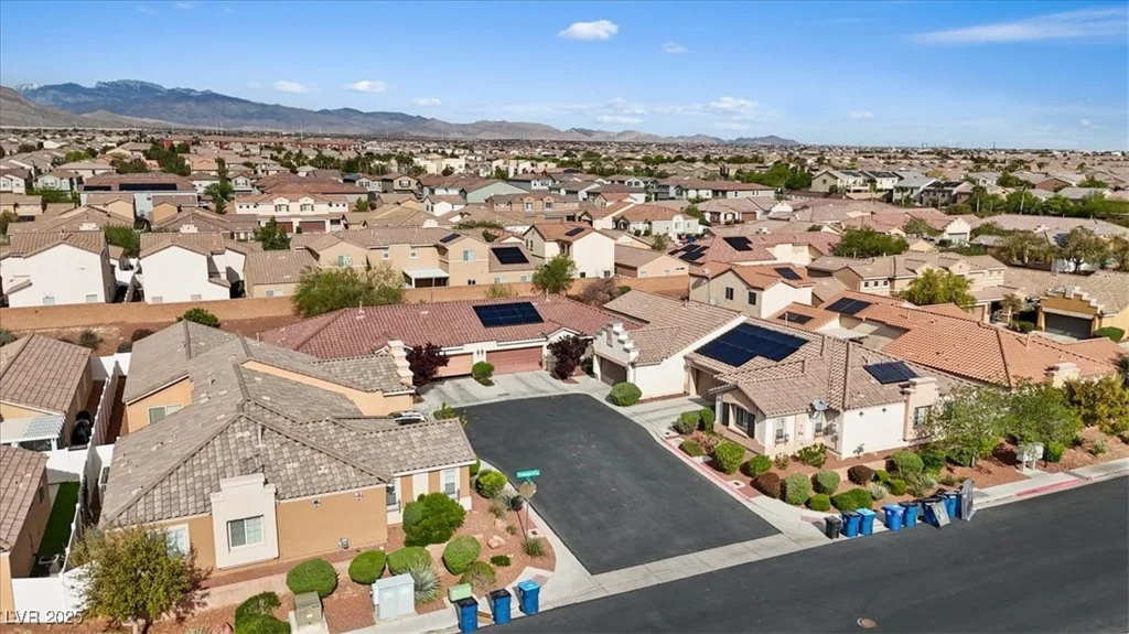 9284 Lopseed, Las Vegas, NV 89149