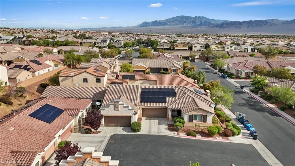 9284 Lopseed, Las Vegas, NV 89149
