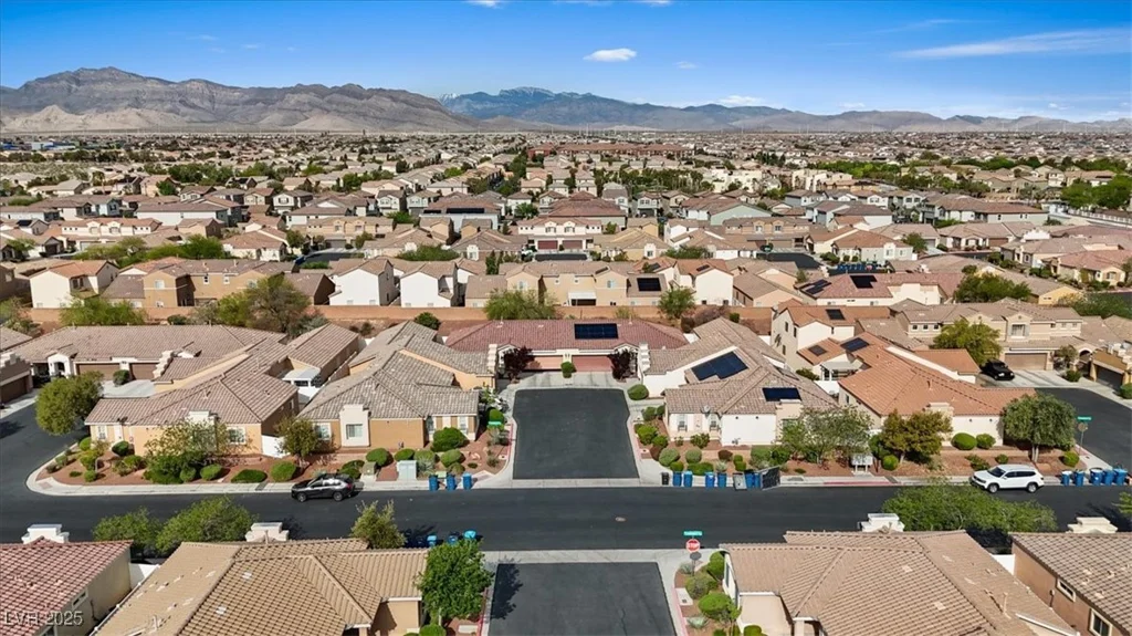 9284 Lopseed, Las Vegas, NV 89149