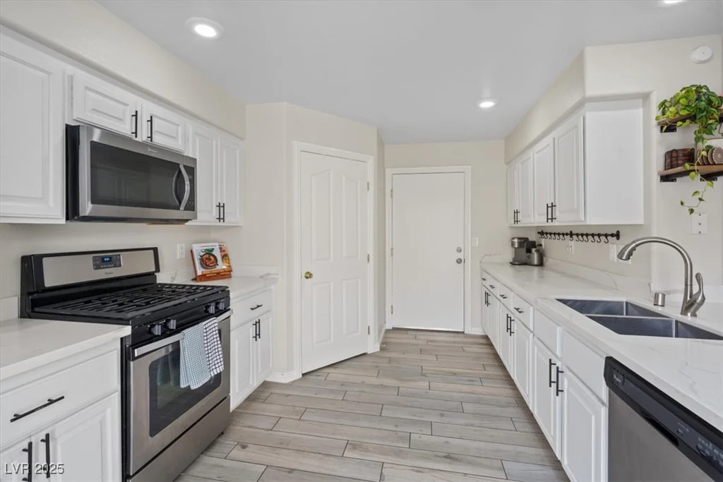 9284 Lopseed, Las Vegas, NV 89149