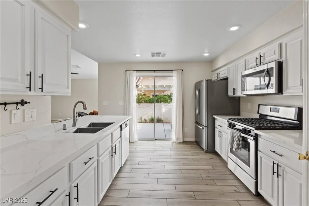 9284 Lopseed, Las Vegas, NV 89149