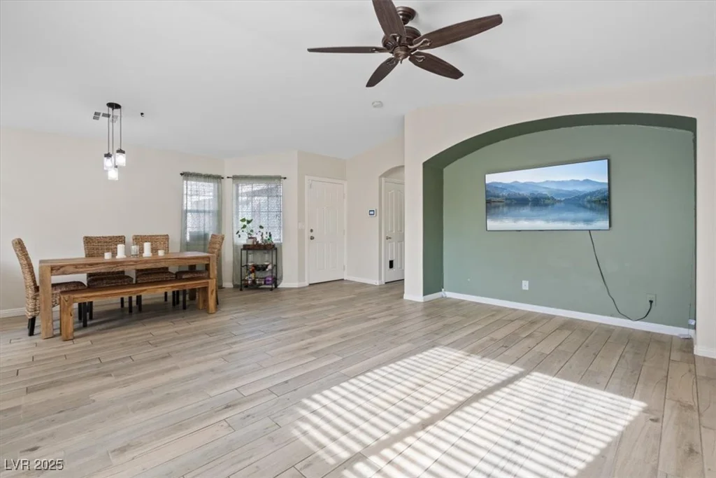 9284 Lopseed, Las Vegas, NV 89149