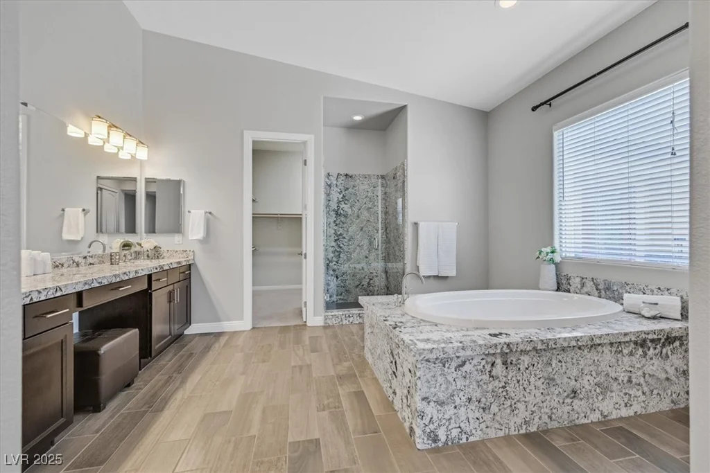 3870 Valles Caldera, Las Vegas, NV 89118