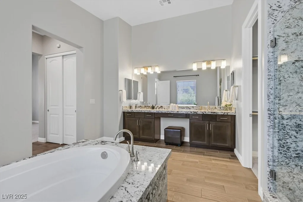 3870 Valles Caldera, Las Vegas, NV 89118