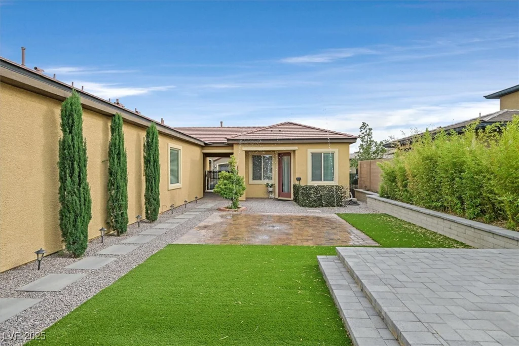 3870 Valles Caldera, Las Vegas, NV 89118