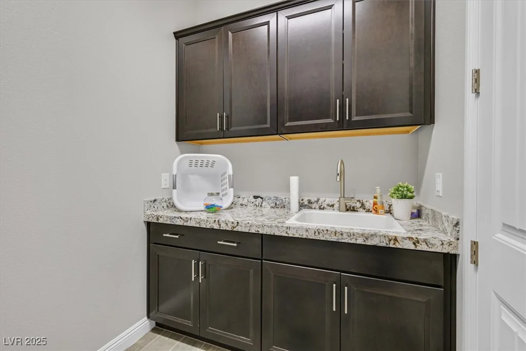 3870 Valles Caldera, Las Vegas, NV 89118