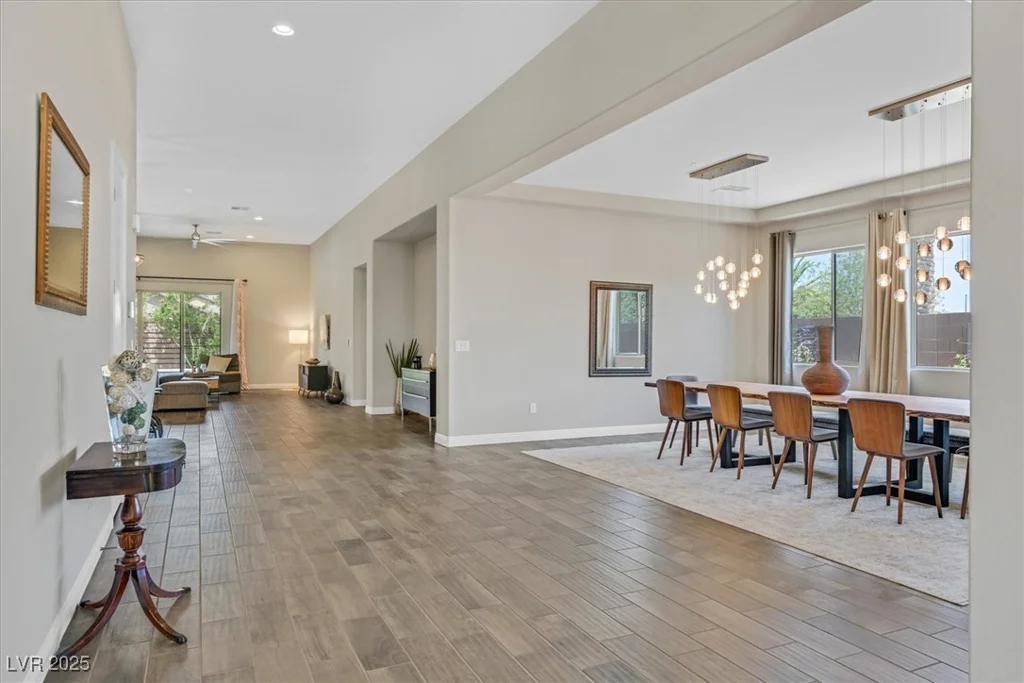 3870 Valles Caldera, Las Vegas, NV 89118