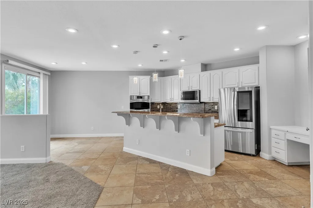 5889 Taylor Valley, Las Vegas, NV 89131