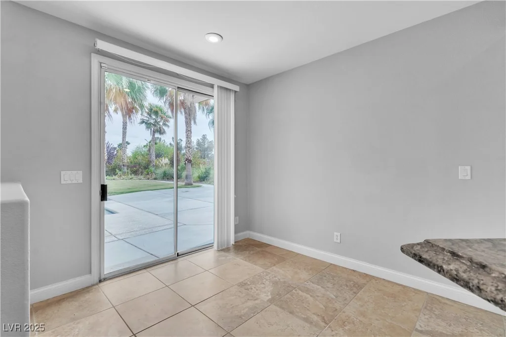 5889 Taylor Valley, Las Vegas, NV 89131