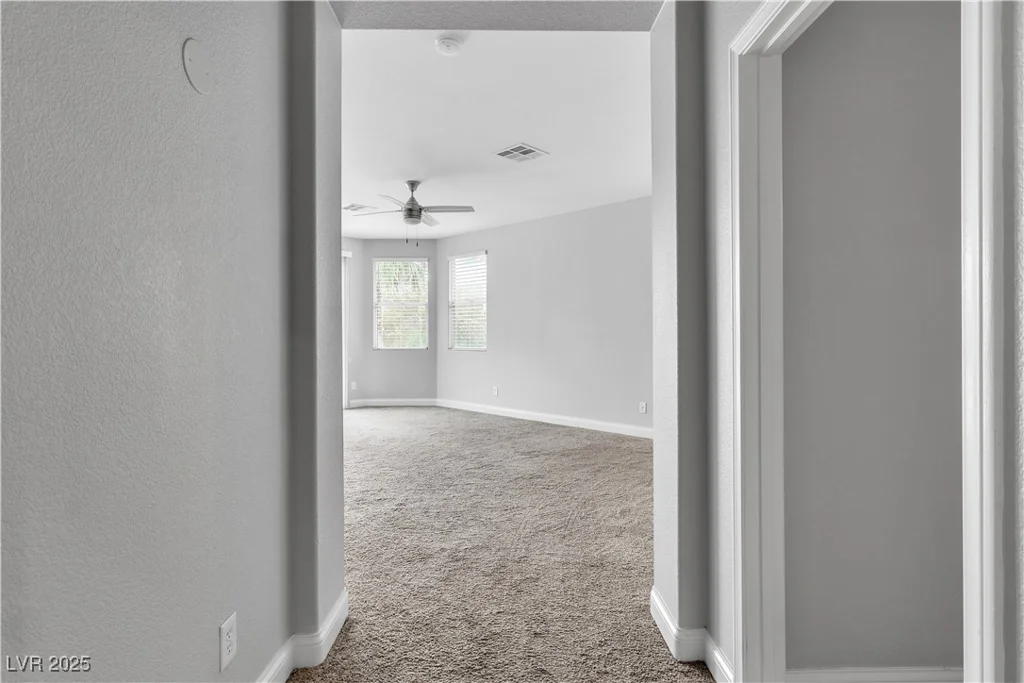 5889 Taylor Valley, Las Vegas, NV 89131
