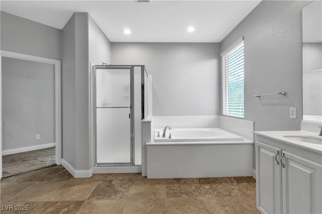 5889 Taylor Valley, Las Vegas, NV 89131