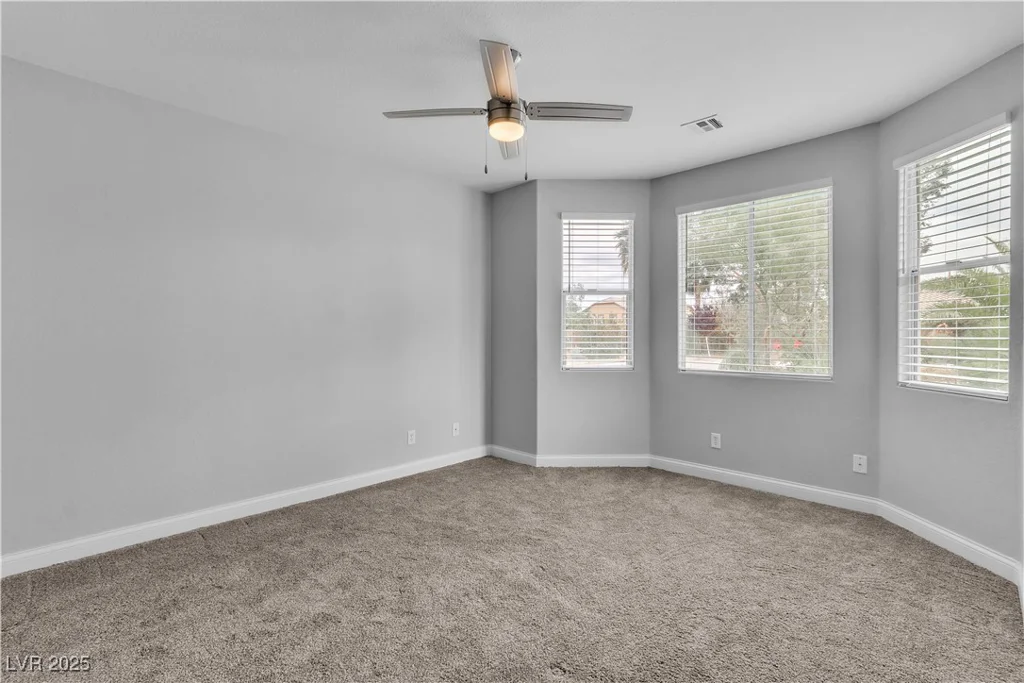 5889 Taylor Valley, Las Vegas, NV 89131