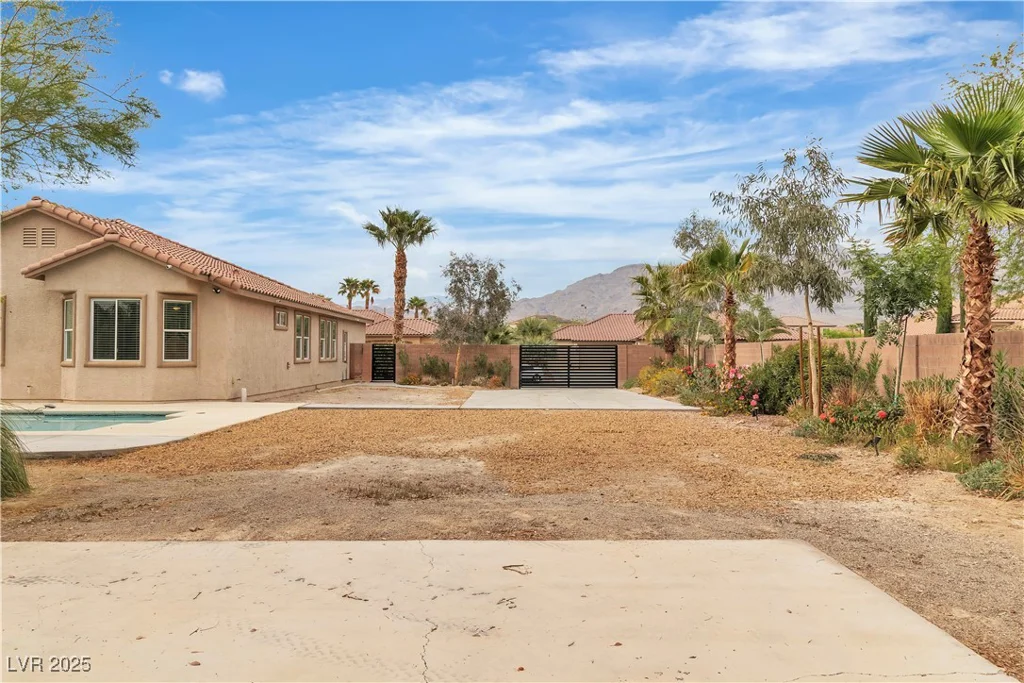 5889 Taylor Valley, Las Vegas, NV 89131