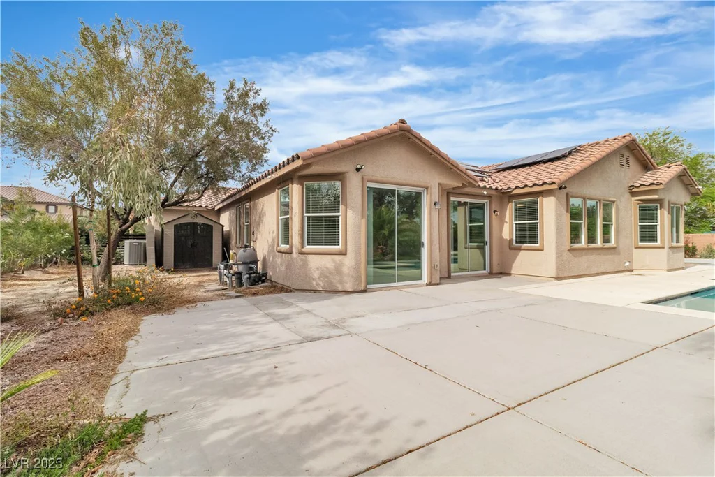5889 Taylor Valley, Las Vegas, NV 89131