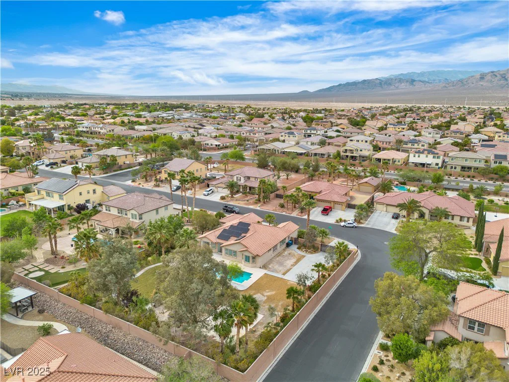 5889 Taylor Valley, Las Vegas, NV 89131