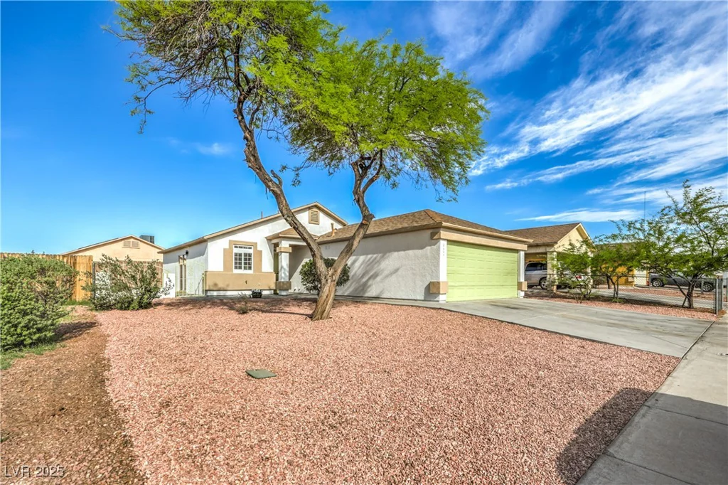2629 Blue Reef, North Las Vegas, NV 89032