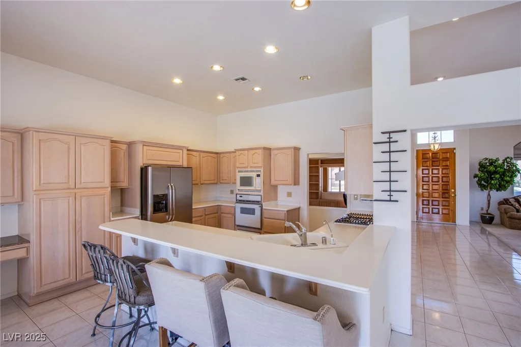 2740 Billy Casper, Las Vegas, NV 89134