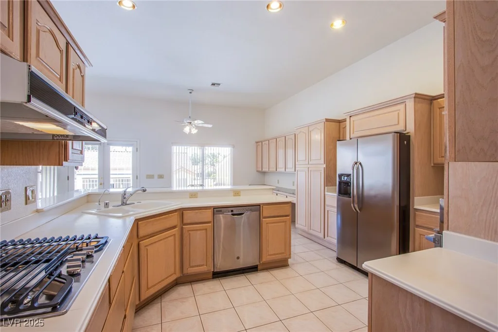 2740 Billy Casper, Las Vegas, NV 89134