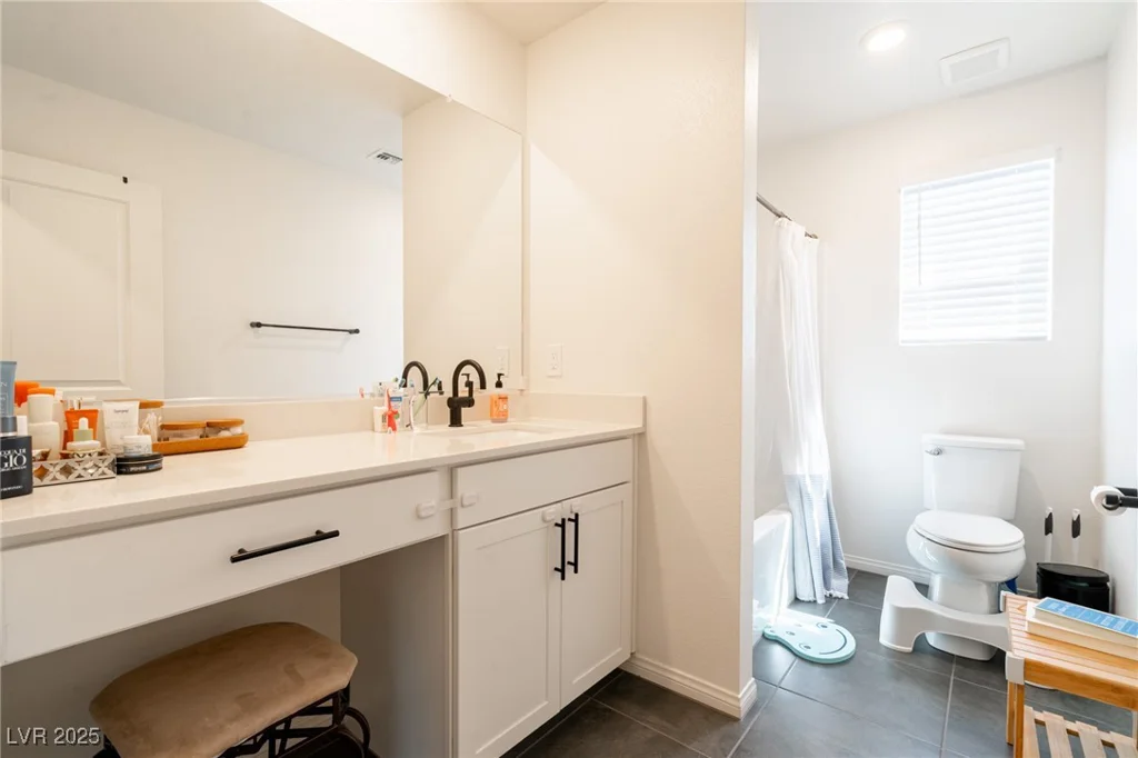 4707 Pink Jasper, Las Vegas, NV 89141