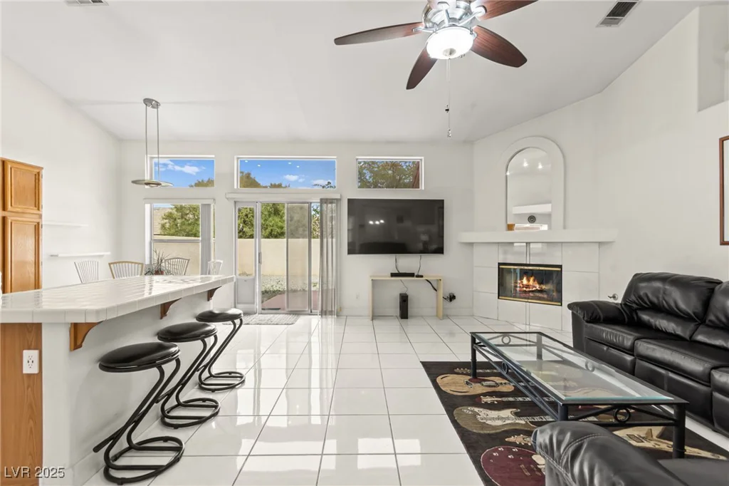 5224 Dana Springs, Las Vegas, NV 89130