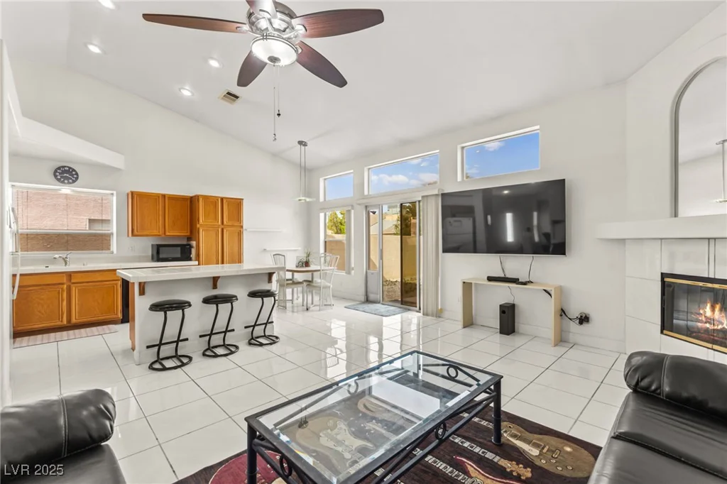 5224 Dana Springs, Las Vegas, NV 89130