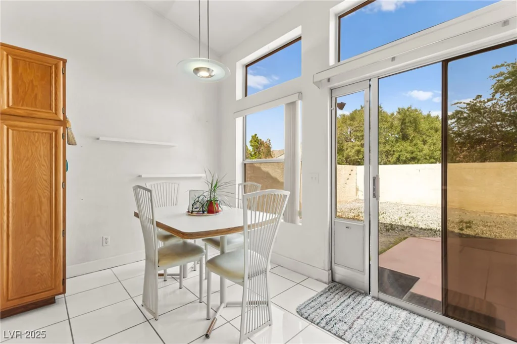 5224 Dana Springs, Las Vegas, NV 89130