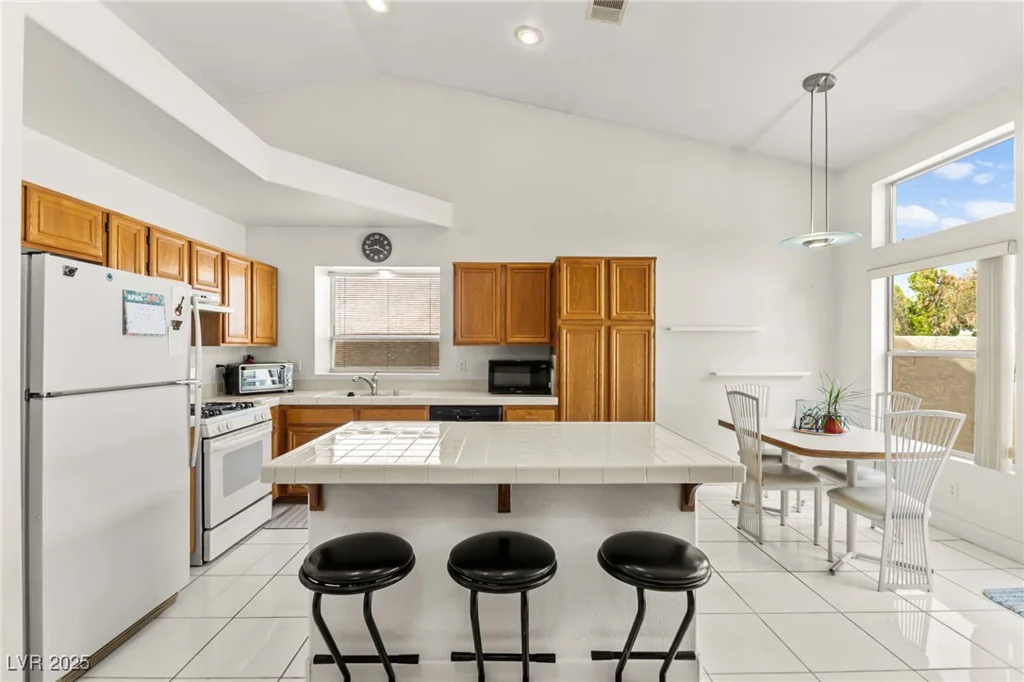 5224 Dana Springs, Las Vegas, NV 89130