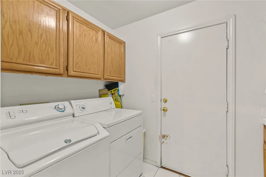 5224 Dana Springs, Las Vegas, NV 89130