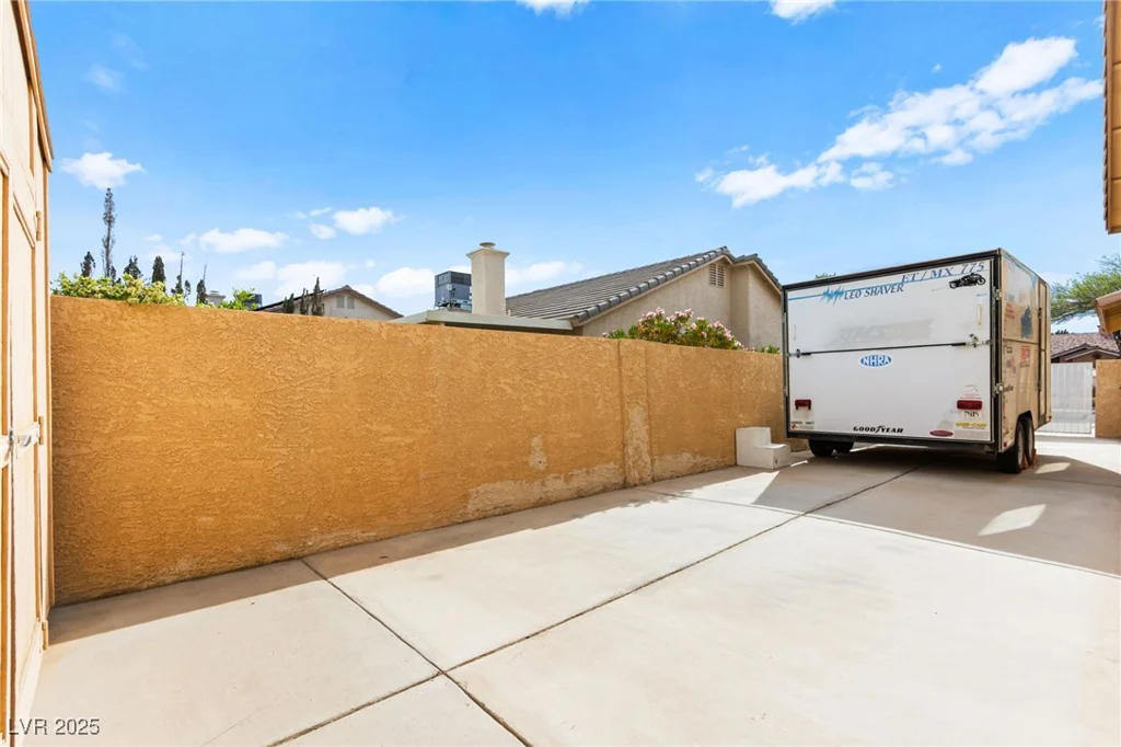 5224 Dana Springs, Las Vegas, NV 89130