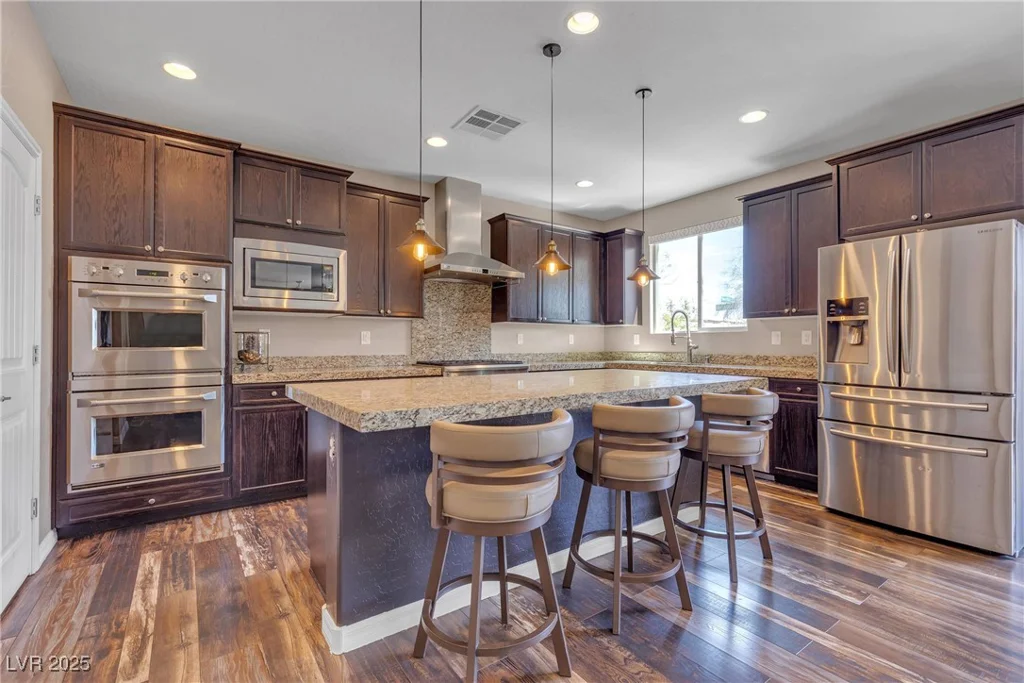 10412 Deer Heights, Las Vegas, NV 89178