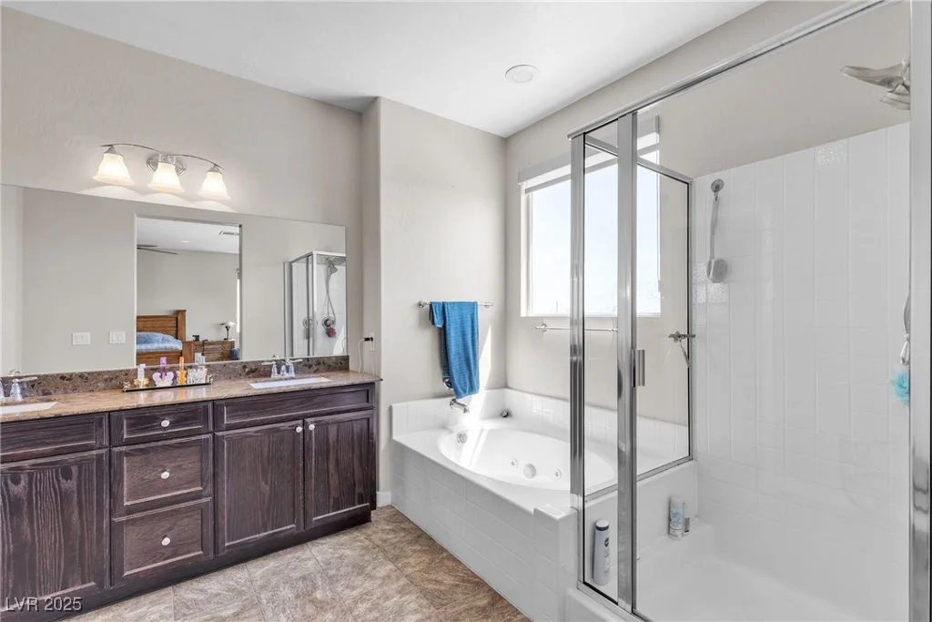 10412 Deer Heights, Las Vegas, NV 89178