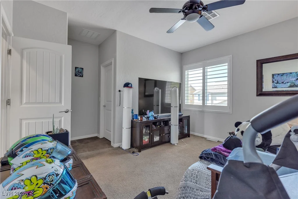 10412 Deer Heights, Las Vegas, NV 89178