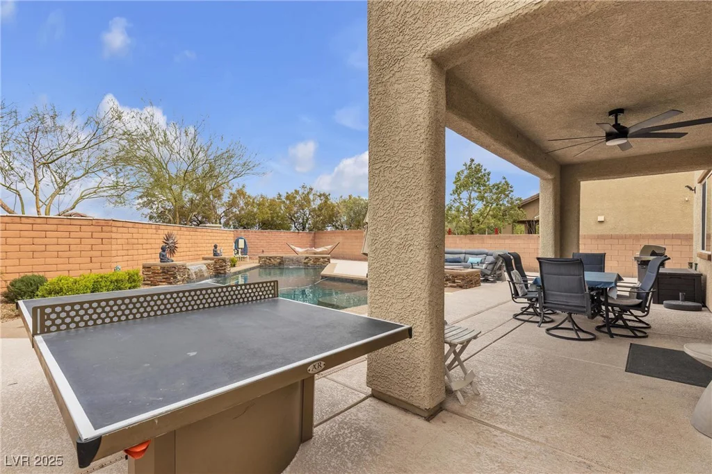 10412 Deer Heights, Las Vegas, NV 89178